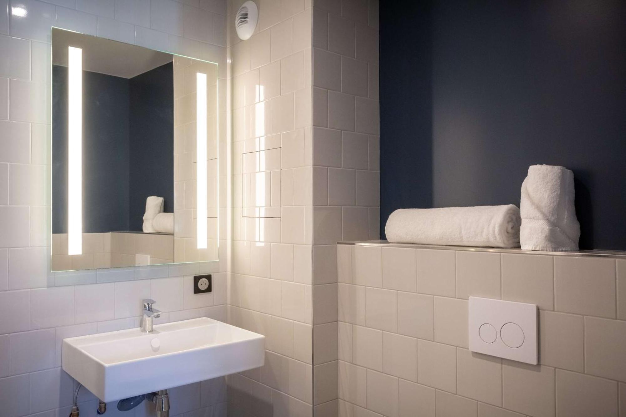 Best Western 11Bauer Paris Saint-Ouen Buitenkant foto